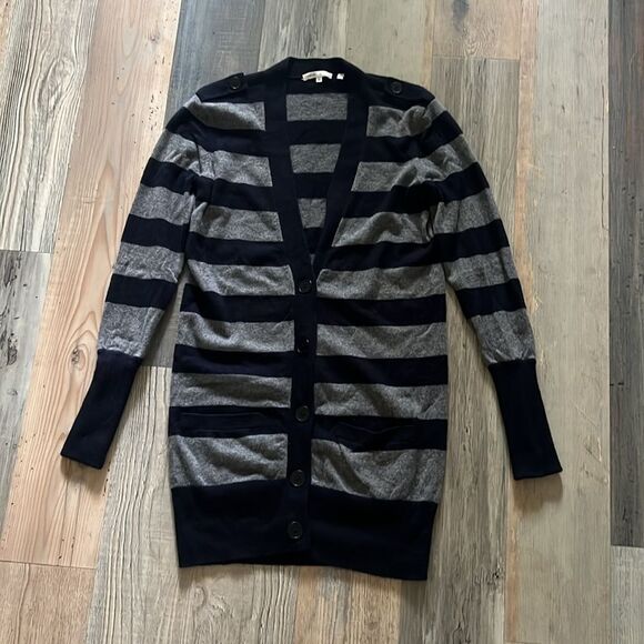 Vince Button Down Striped 100% Cashmere Cardigan Sweater Navy & Gray Size: XS - Picture 1 of 14